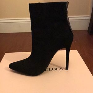 Heeled booties